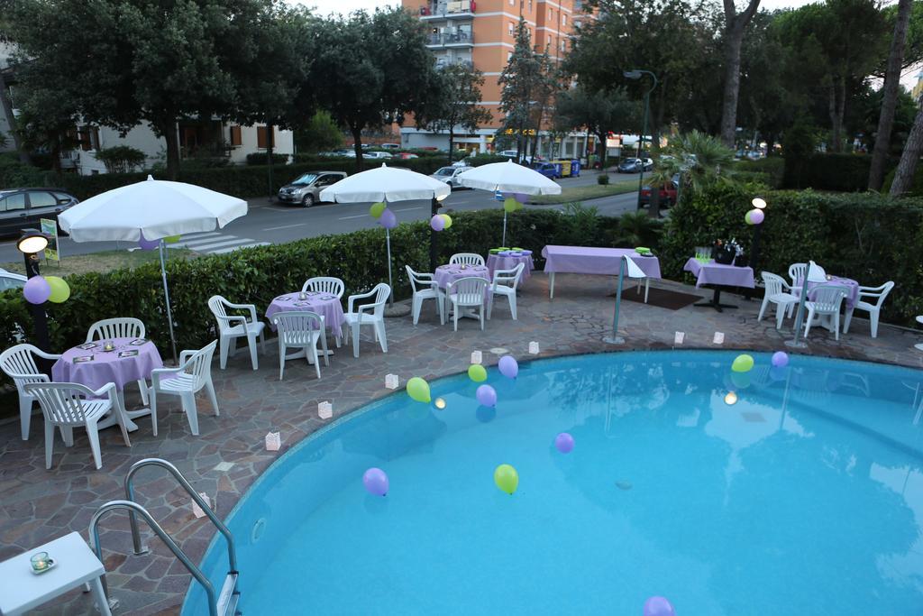 Hotel Alisei Линяно Сабиадоро Екстериор снимка