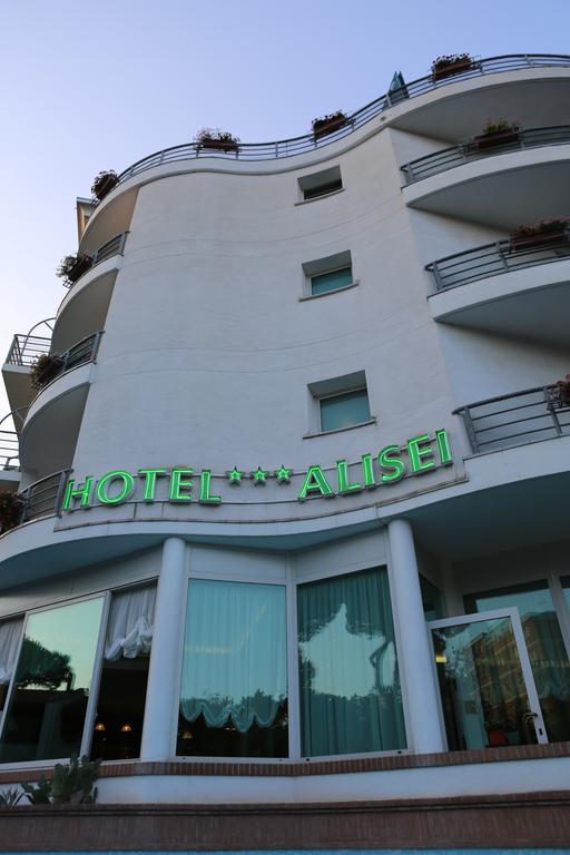 Hotel Alisei Линяно Сабиадоро Екстериор снимка