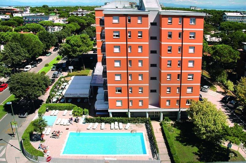 Hotel Alisei Линяно Сабиадоро Екстериор снимка